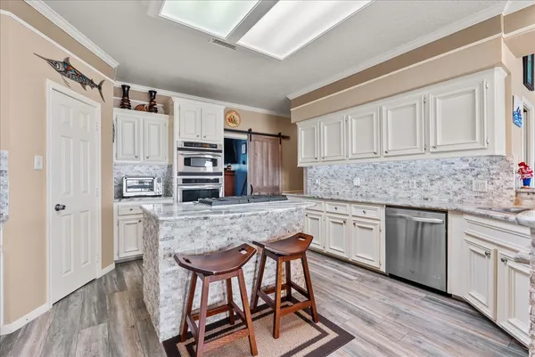 $927,000 | 1331 Edwards Drive, Dickinson, TX 77539