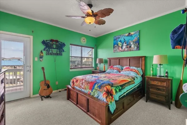 $927,000 | 1331 Edwards Drive, Dickinson, TX 77539