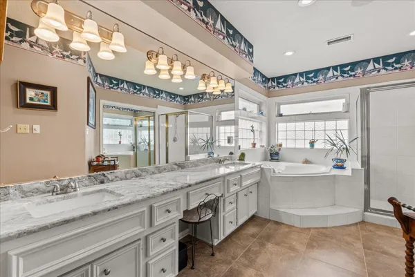 $927,000 | 1331 Edwards Drive, Dickinson, TX 77539
