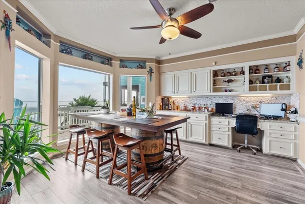$927,000 | 1331 Edwards Drive, Dickinson, TX 77539