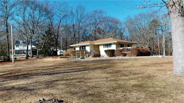 $399,900 | 2545 Division Road, East Greenwich, RI 02818