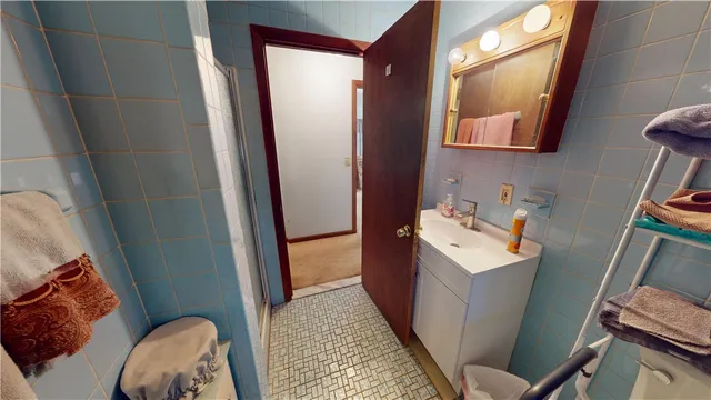 $399,900 | 2545 Division Road, East Greenwich, RI 02818