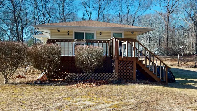 $399,900 | 2545 Division Road, East Greenwich, RI 02818