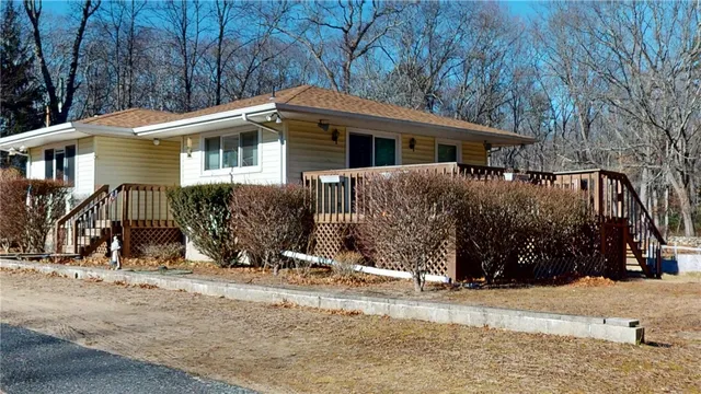 $399,900 | 2545 Division Road, East Greenwich, RI 02818