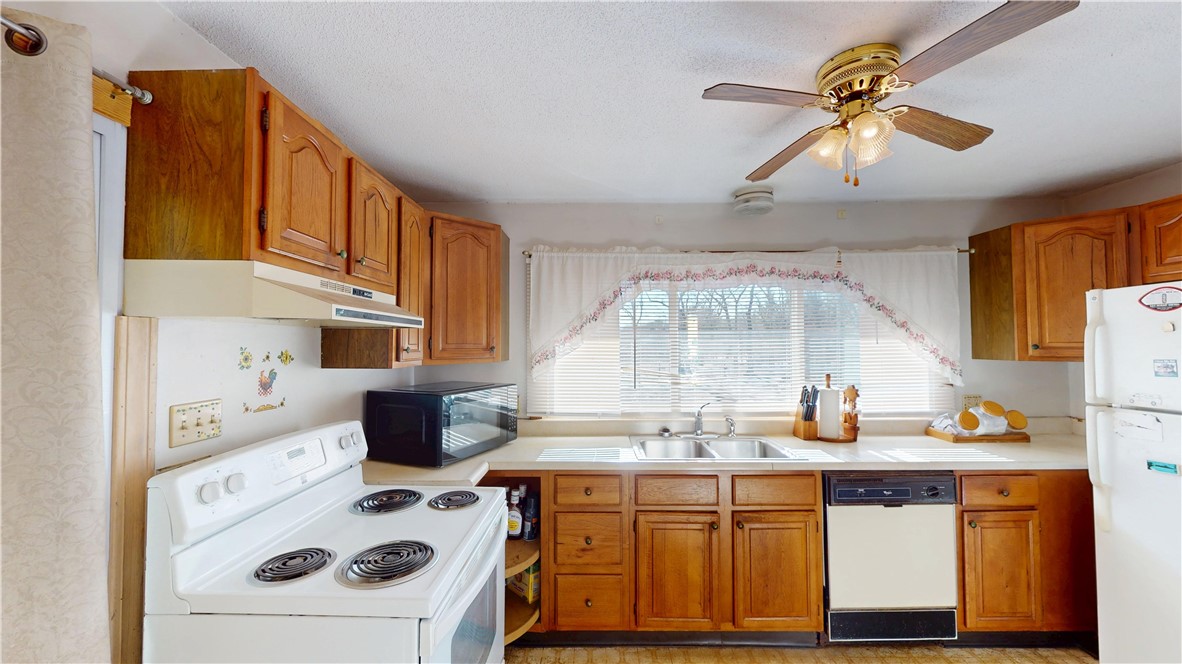 2545 Division Road East Greenwich, RI 02818 - Photo 9 of 34 Gallery Image 9