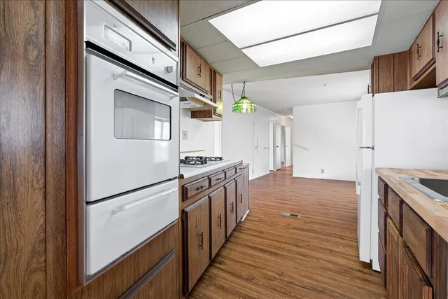 $119,900 | 10035 Mills Station Road, Unit 136, Sacramento, CA 95827