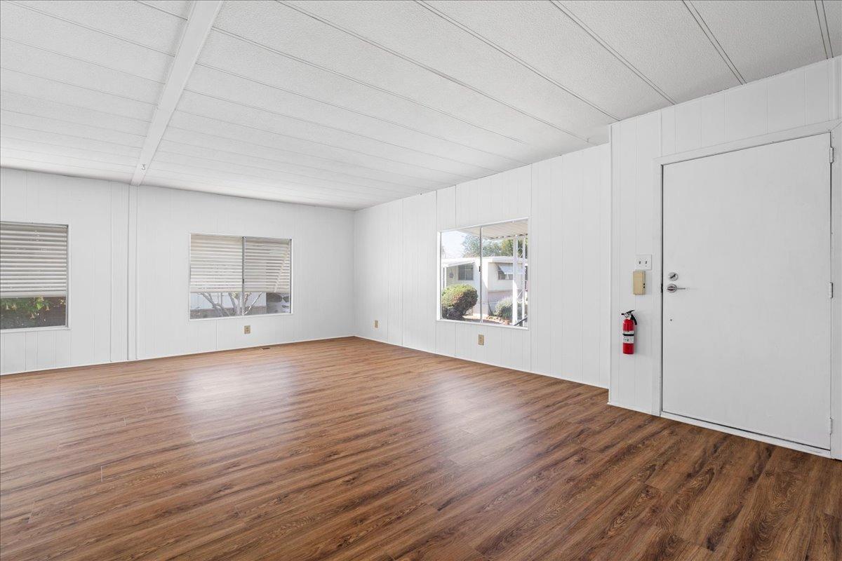 10035 Mills Station Road, Unit 136 Sacramento, CA 95827 - Photo 8 of 30