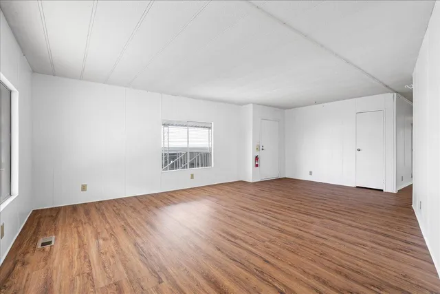 $119,900 | 10035 Mills Station Road, Unit 136, Sacramento, CA 95827