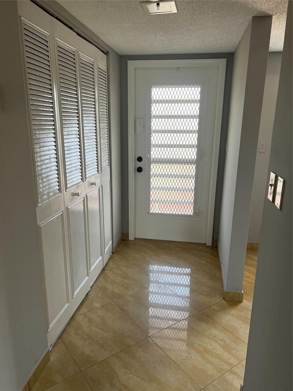 9272 Southwest 3rd Street, Unit 410 Boca Raton, FL 33428 - Photo 18 of 23 Photo 21