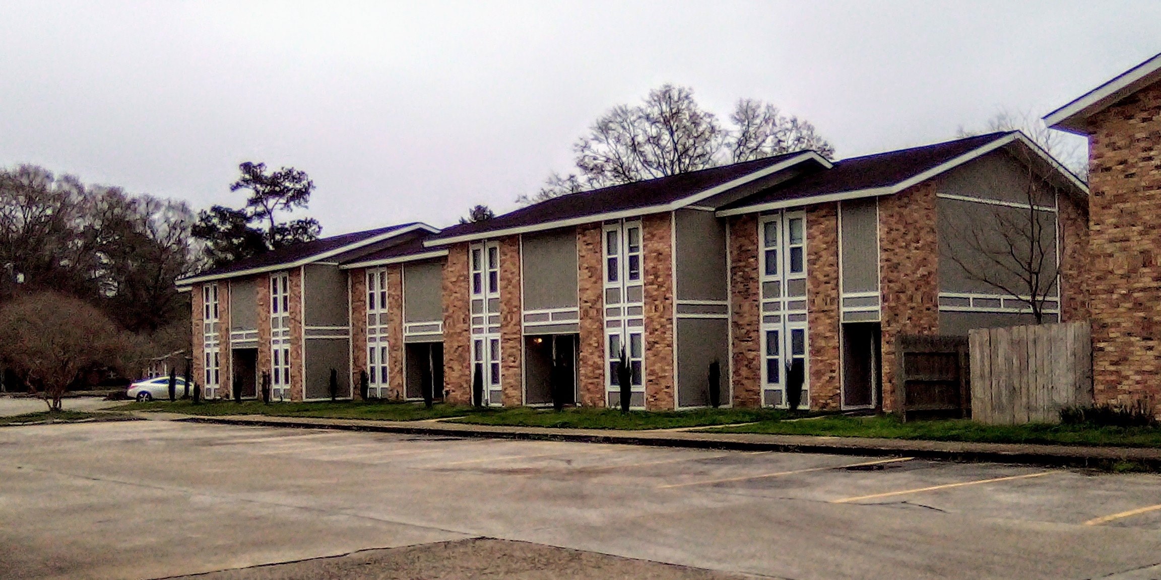 6707 Morgan Road, Unit 32 Greenwell Springs, LA 70739 - Photo 3 of 7 a view of house with yard and street view