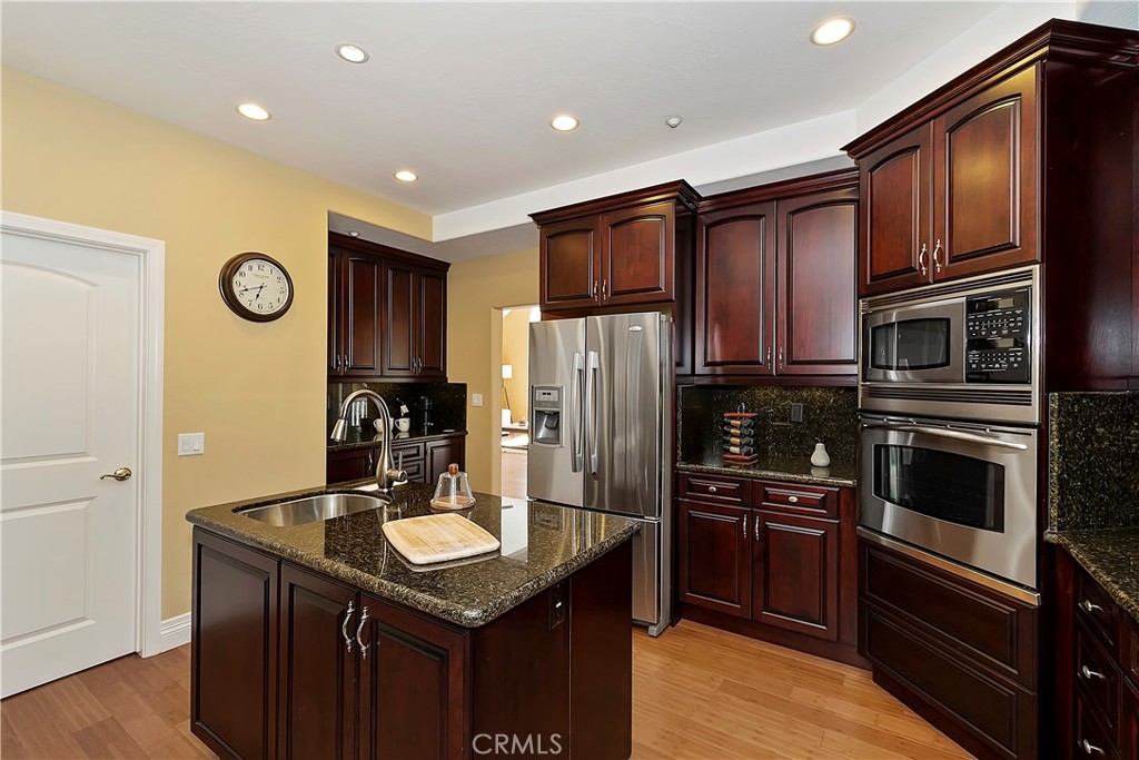 27732 North Bay Road Lake Arrowhead, CA 92352 - Photo 13 of 36