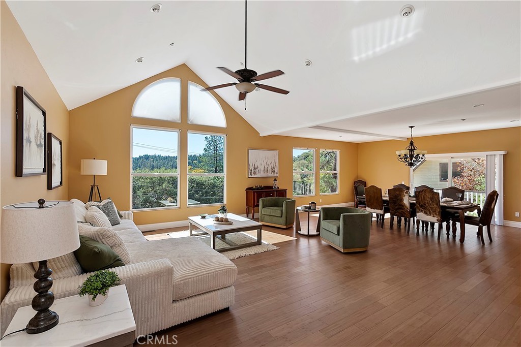 27732 North Bay Road Lake Arrowhead, CA 92352 - Photo 2 of 36