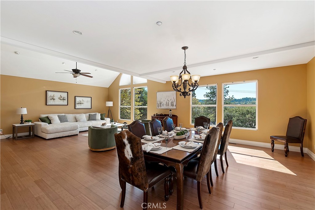 27732 North Bay Road Lake Arrowhead, CA 92352 - Photo 3 of 36