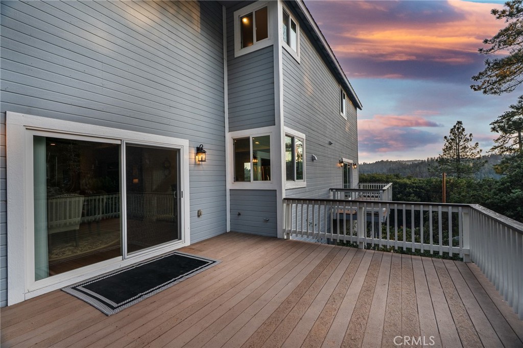 27732 North Bay Road Lake Arrowhead, CA 92352 - Photo 33 of 36