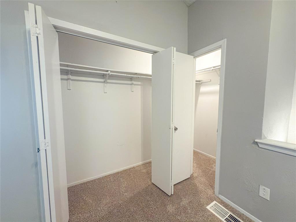 9696 Walnut Street, Unit 2108 Dallas, TX 75243 - Photo 16 of 21 a view of an empty room