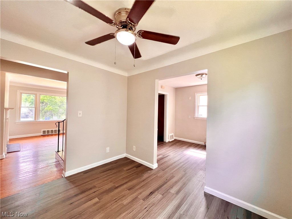 912 Whitby Road Cleveland Heights, OH 44112 - Photo 9 of 27