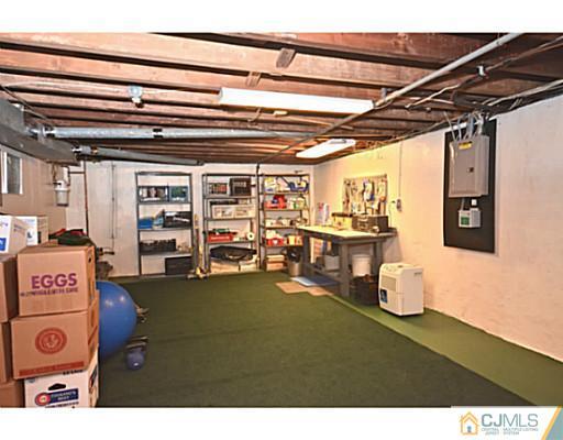 584 New Dover Road Colonia, NJ 07067 - Photo 23 of 25 Gallery Image 23