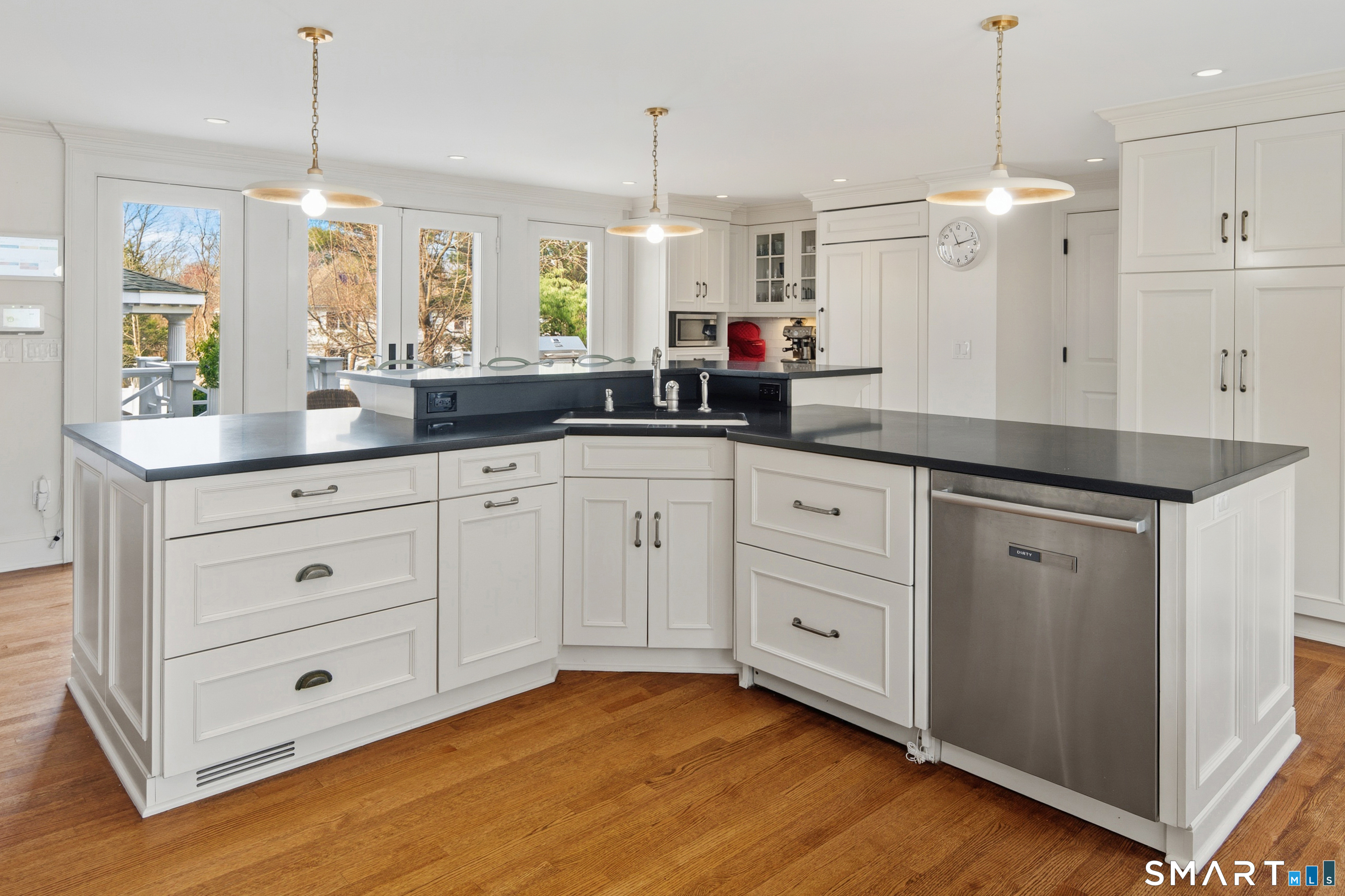 5 Middlesex Road Darien, CT 06820 - Photo 22 of 47