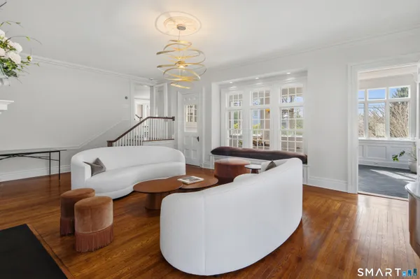 $3,495,000 | 5 Middlesex Road, Darien, CT 06820