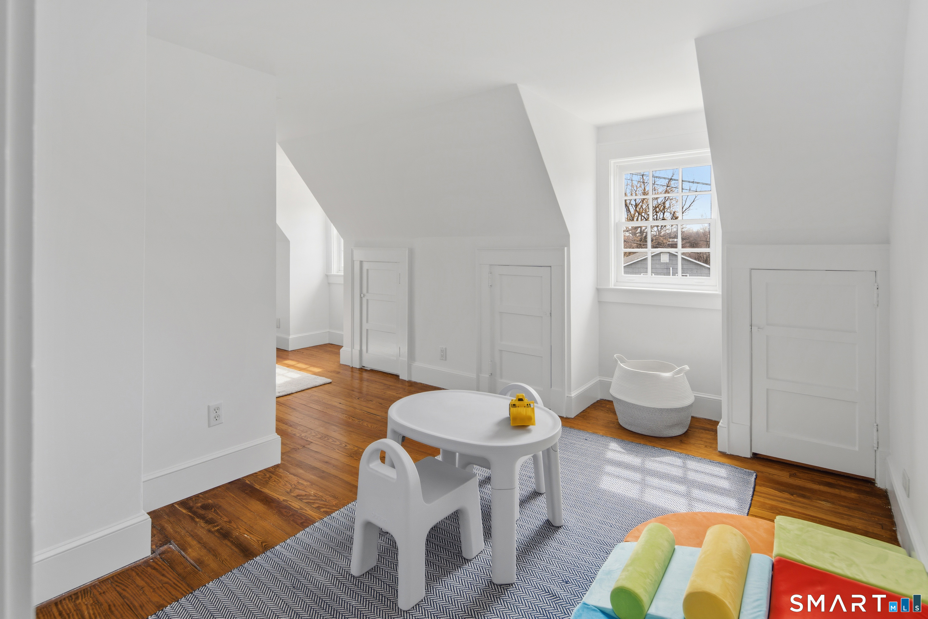 5 Middlesex Road Darien, CT 06820 - Photo 33 of 33 3rd floor