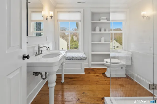 $3,495,000 | 5 Middlesex Road, Darien, CT 06820