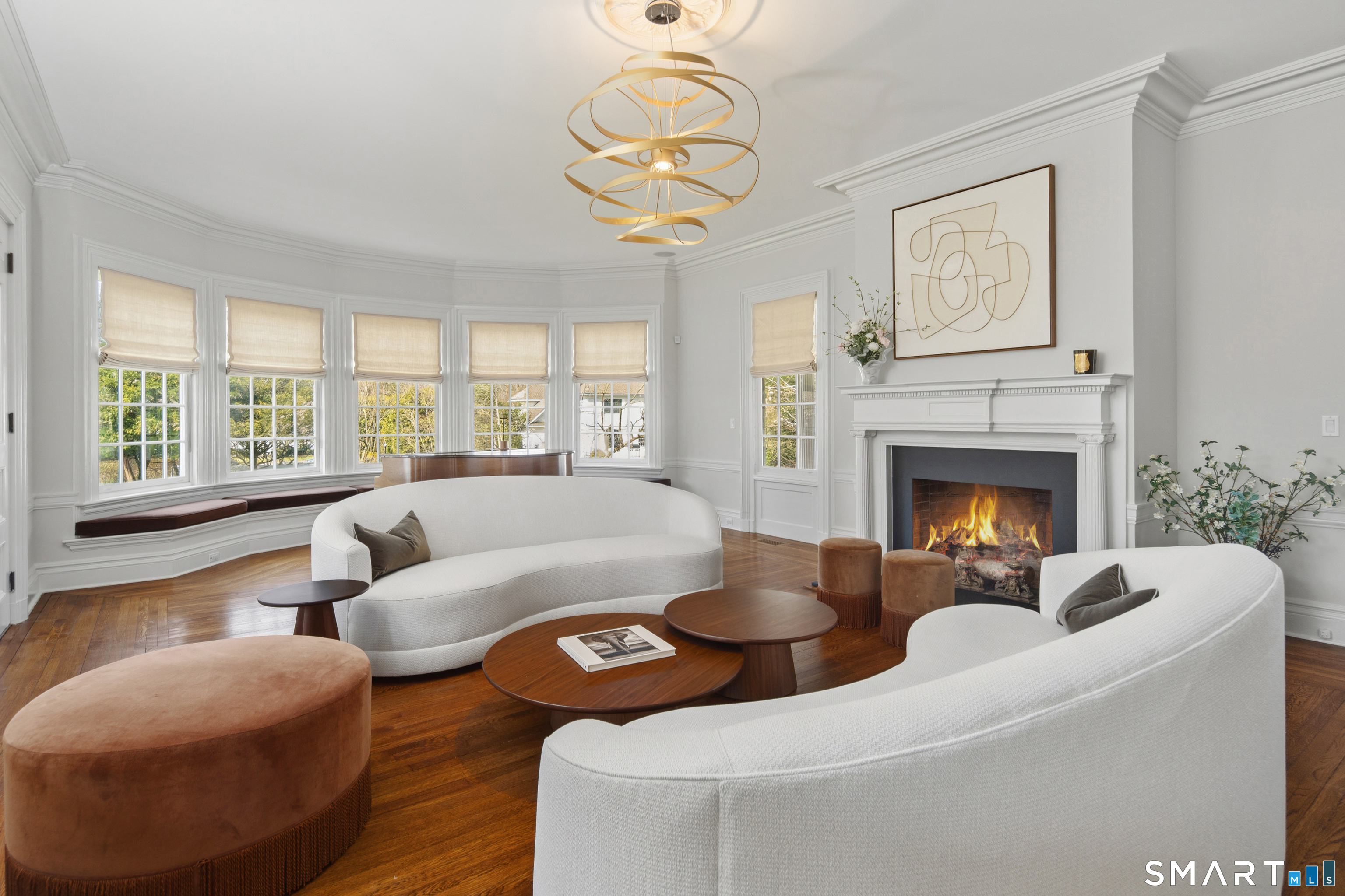 5 Middlesex Road Darien, CT 06820 - Photo 5 of 33 12 ft ceiling, Fireplace. Bow window. Opens to garden room and veranda