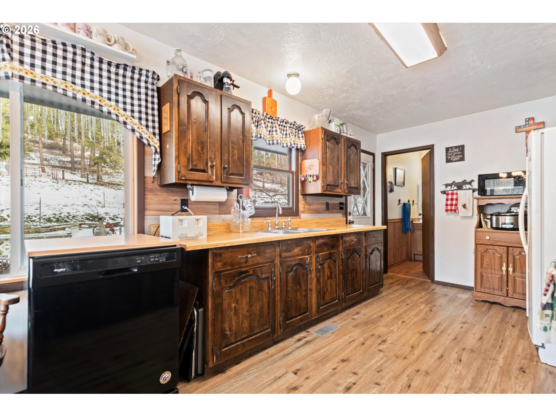 71459 Valley View Road Elgin, OR 97827 - Photo 11 of 48