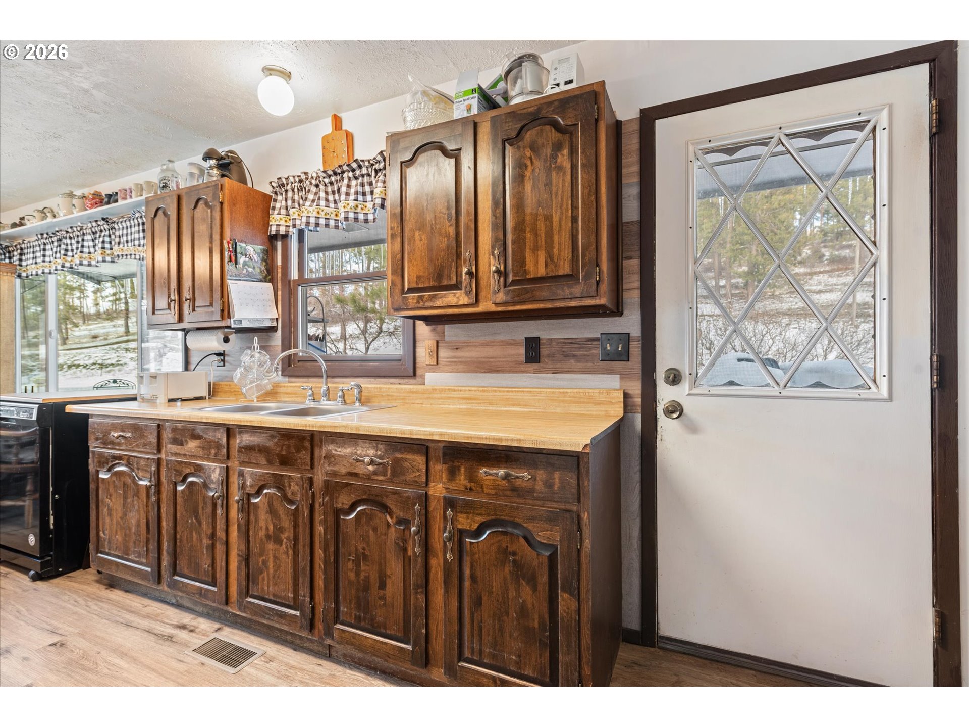 71459 Valley View Road Elgin, OR 97827 - Photo 10 of 48