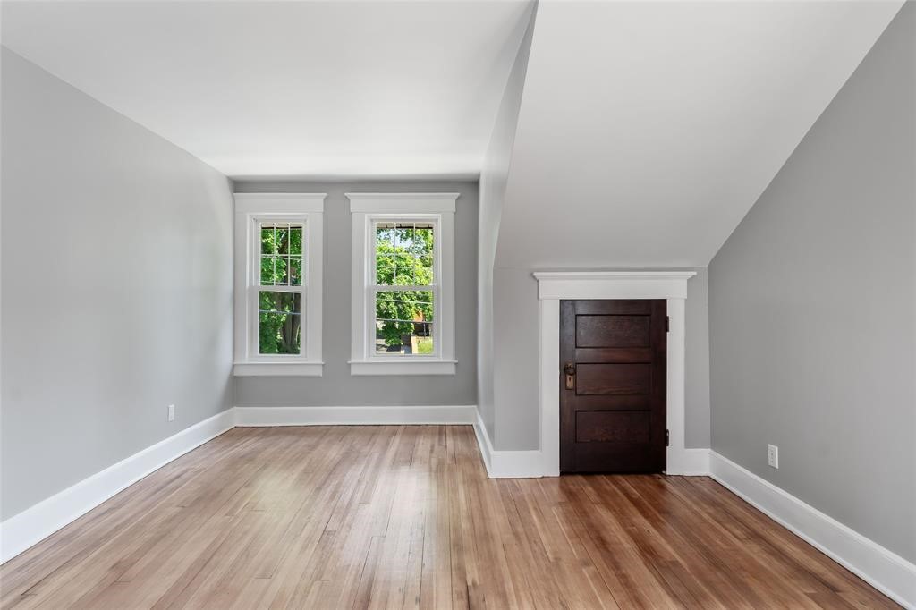 5 Davis Street Binghamton, NY 13905 - Photo 4 of 23