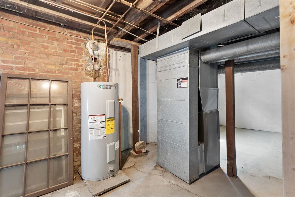 5 Davis Street Binghamton, NY 13905 - Photo 7 of 23