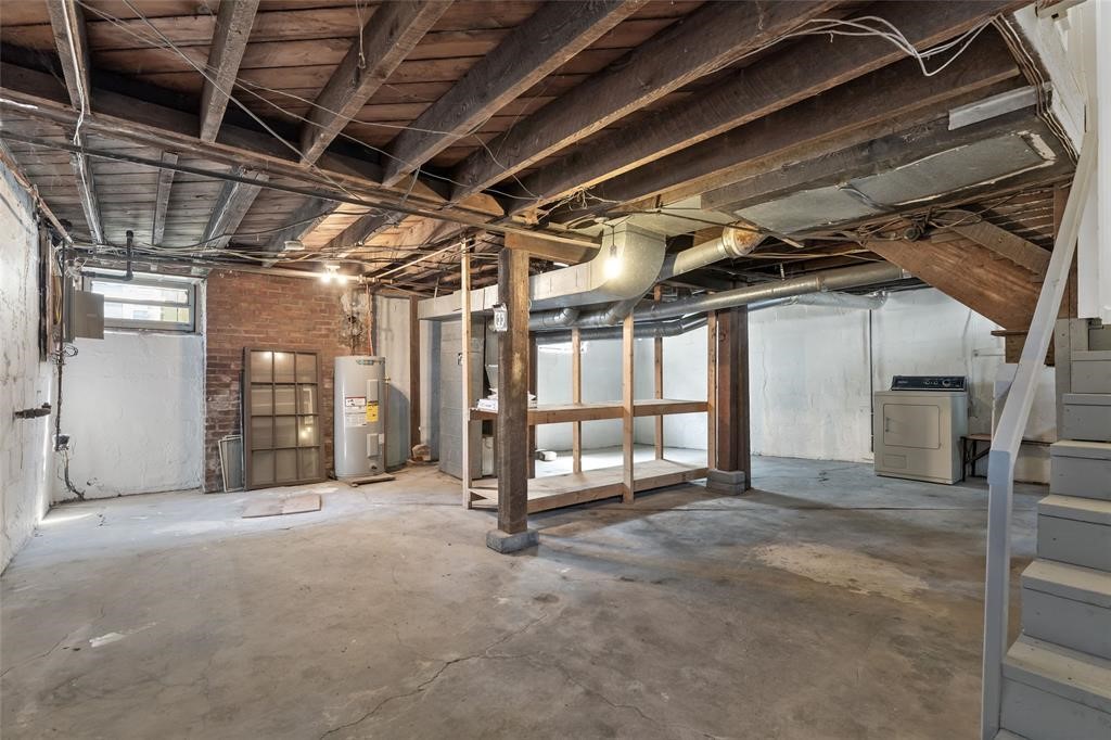 5 Davis Street Binghamton, NY 13905 - Photo 8 of 23