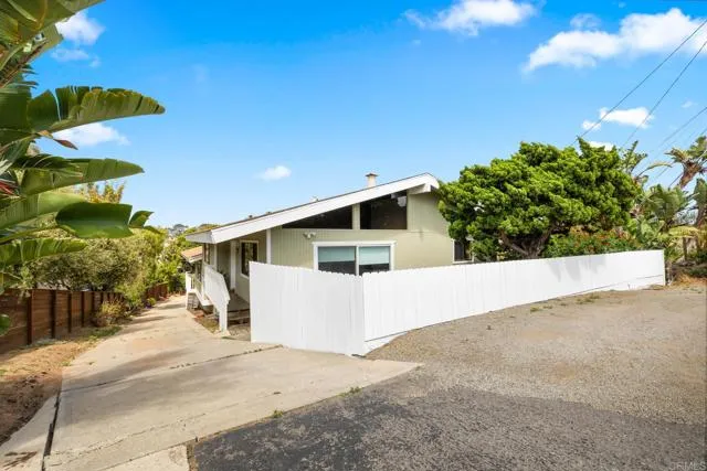 601 Neptune Avenue Encinitas, CA 92024 - Photo 24 of 36 a view of a backyard