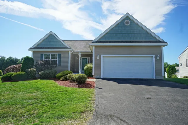 $735,000 | 11 Misty Meadow Road, Windham, NH 03087