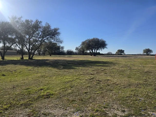 $888,000 | 277 Deer Shadow Circle, Whitney, TX 76692