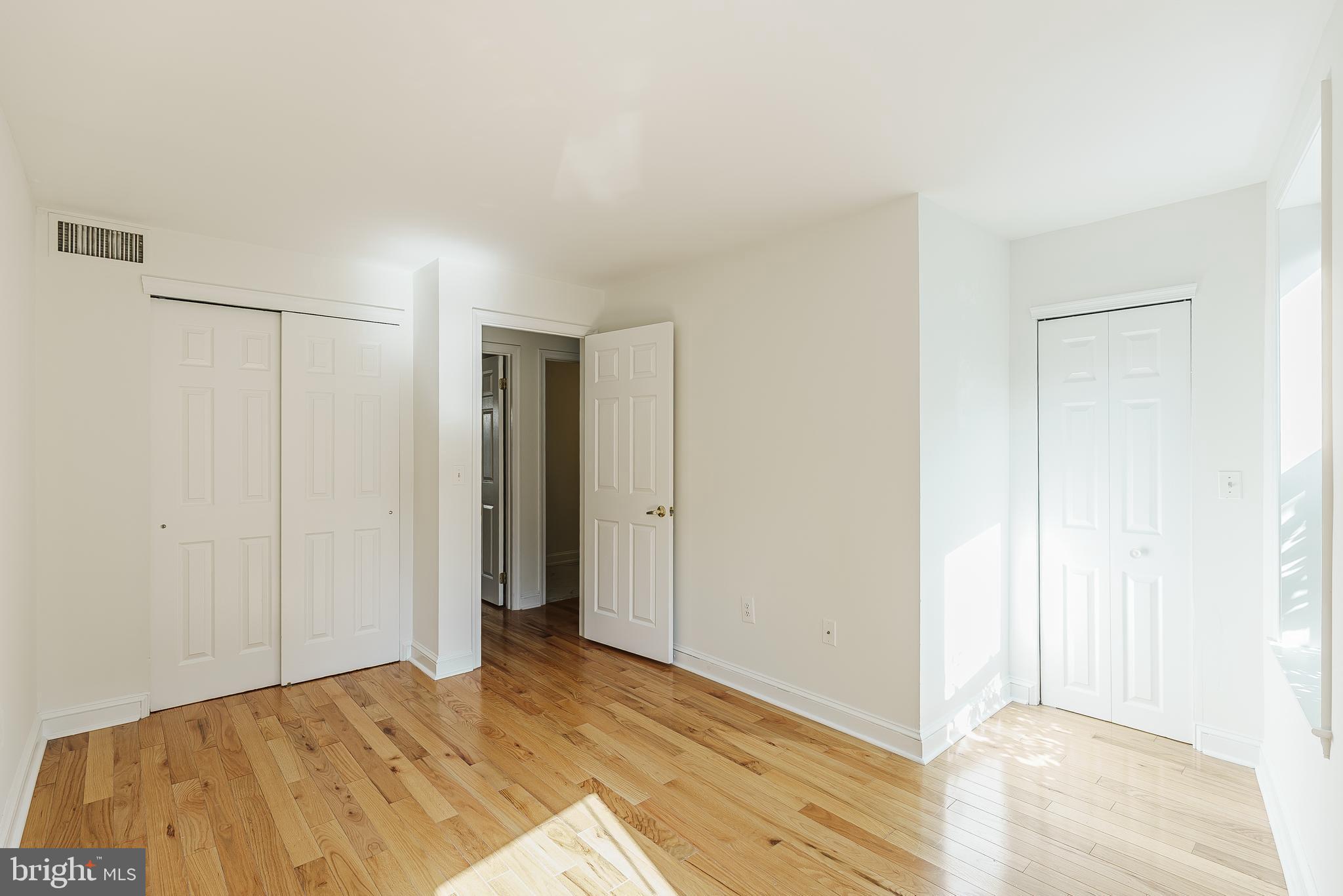 904 South 6th Street Philadelphia, PA 19147 - Photo 15 of 22