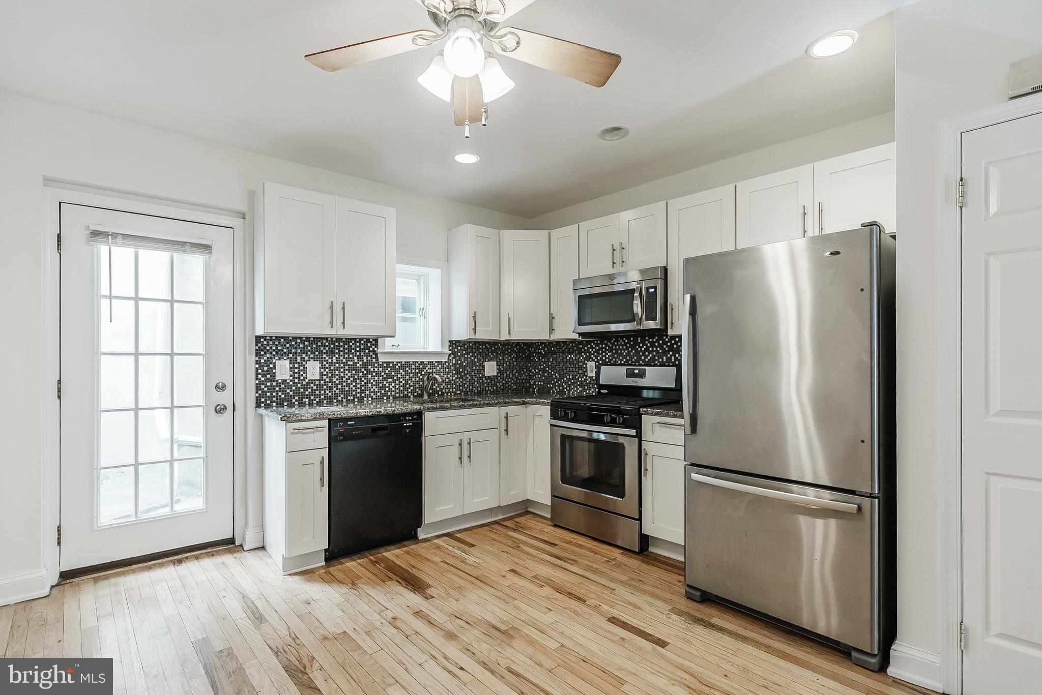 904 South 6th Street Philadelphia, PA 19147 - Photo 6 of 22