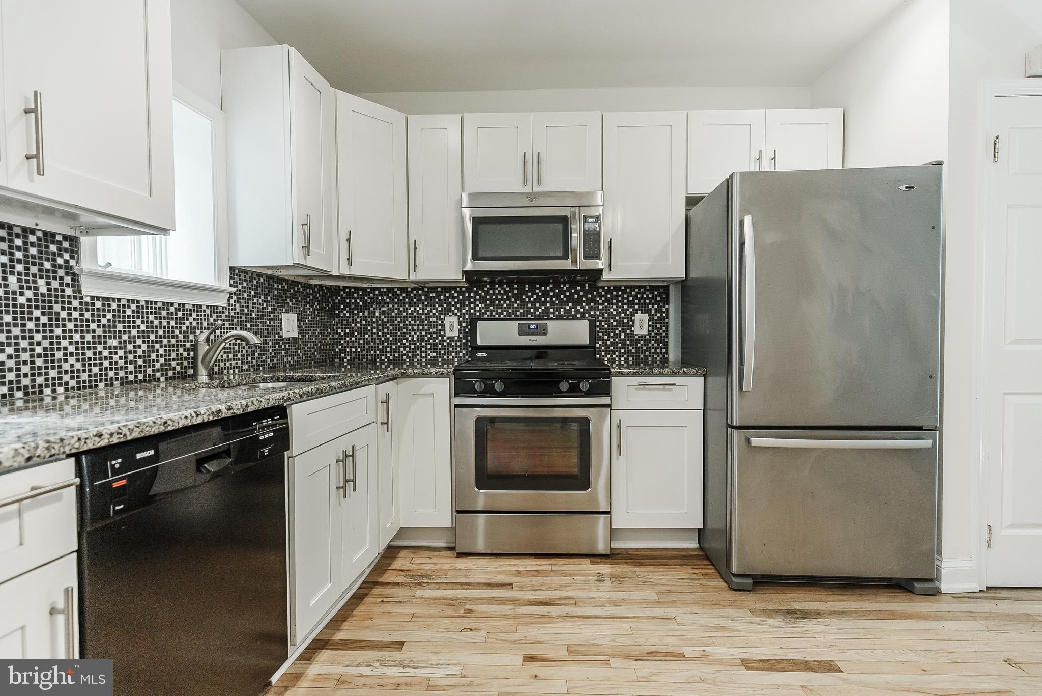 904 South 6th Street Philadelphia, PA 19147 - Photo 7 of 22