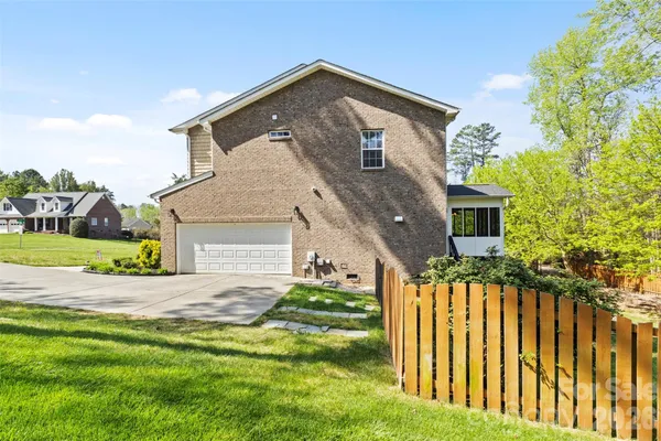 $598,796 | 7355 Drury Lane, Denver, NC 28037