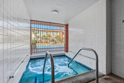$490,000 | 6876 Hyde Park Drive, Unit G, San Diego, CA 92119