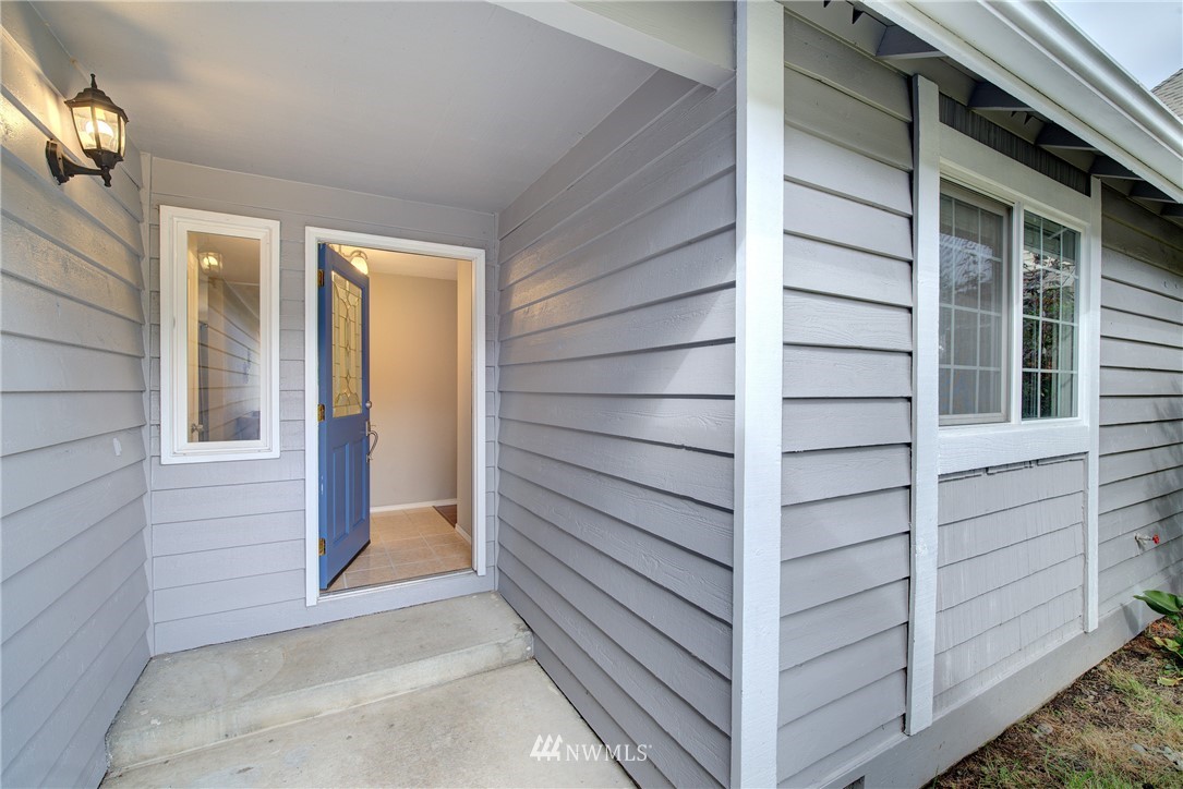22606 13th Place West Bothell, WA 98021 - Photo 2 of 21