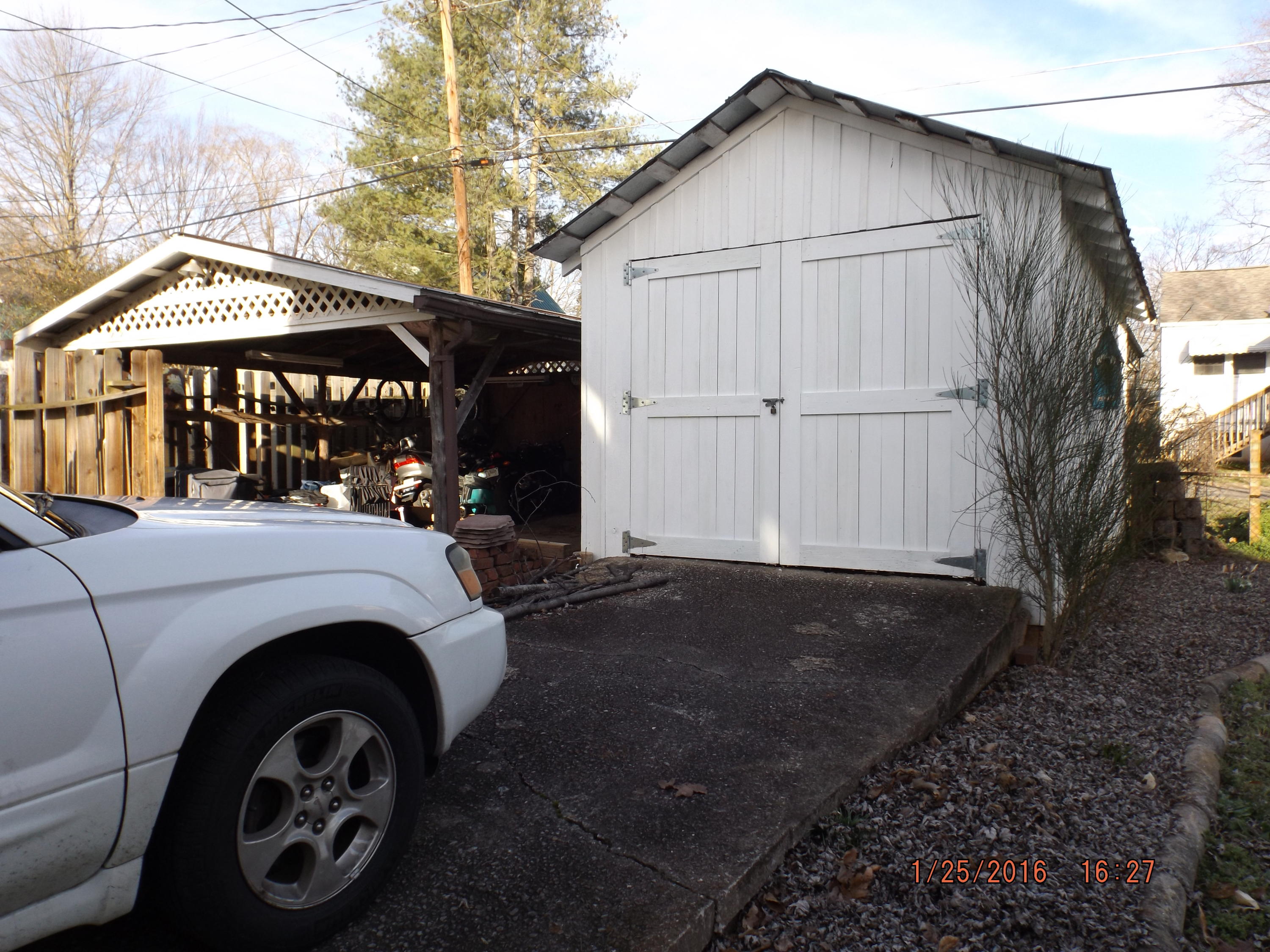 1324 Remsen Street Alcoa, TN 37701 - Photo 6 of 34 009