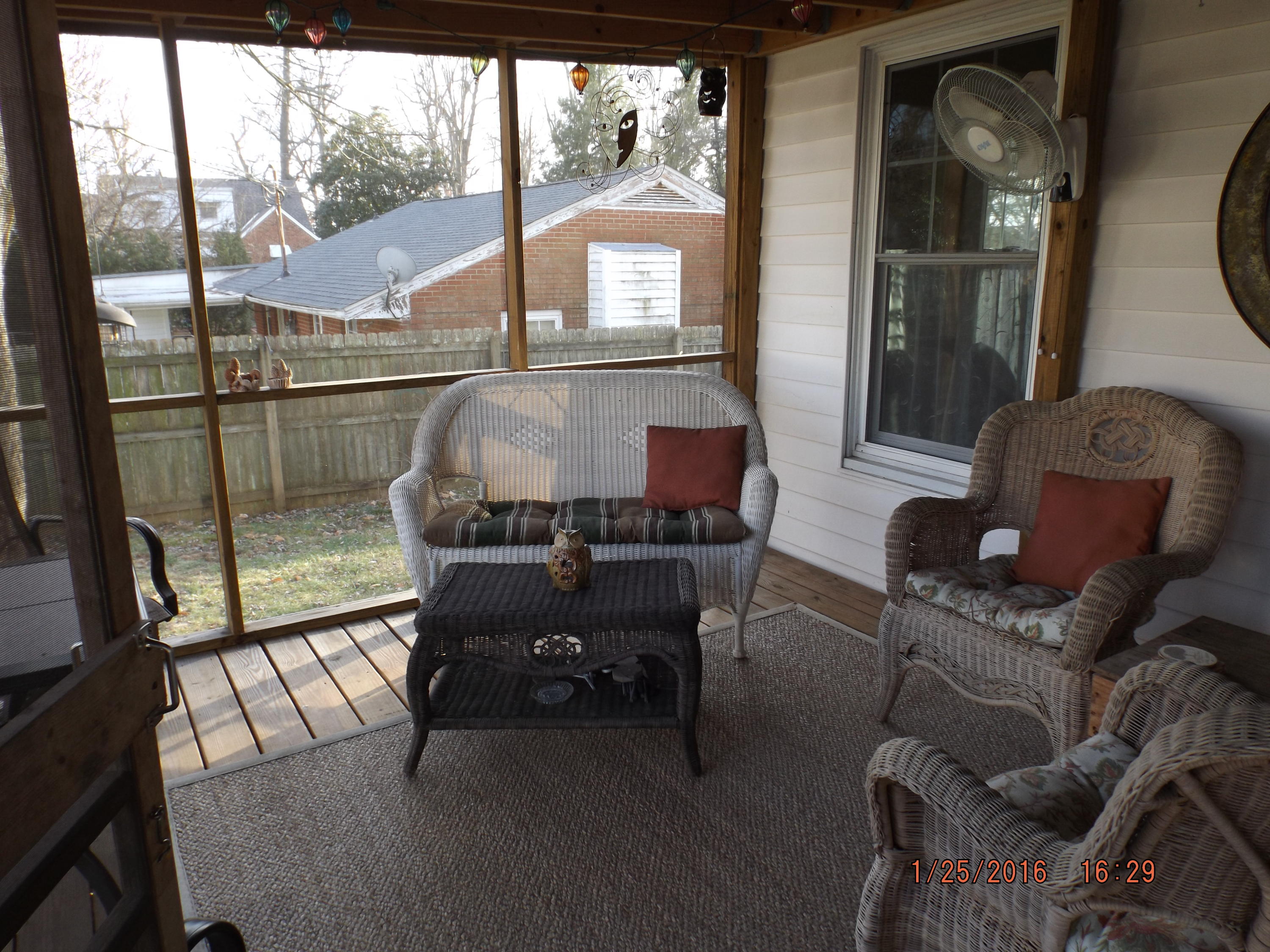 1324 Remsen Street Alcoa, TN 37701 - Photo 7 of 34 010