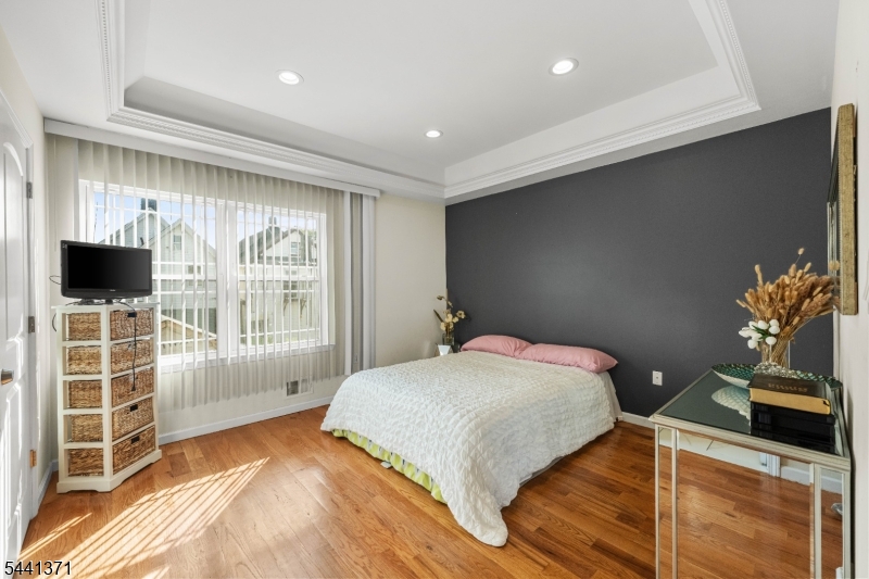 120 Fulton Street Elizabeth Port, NJ 07206 - Photo 4 of 29