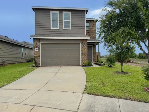 $259,900 | 6831 Cortenridge Lane, Houston, TX 77048