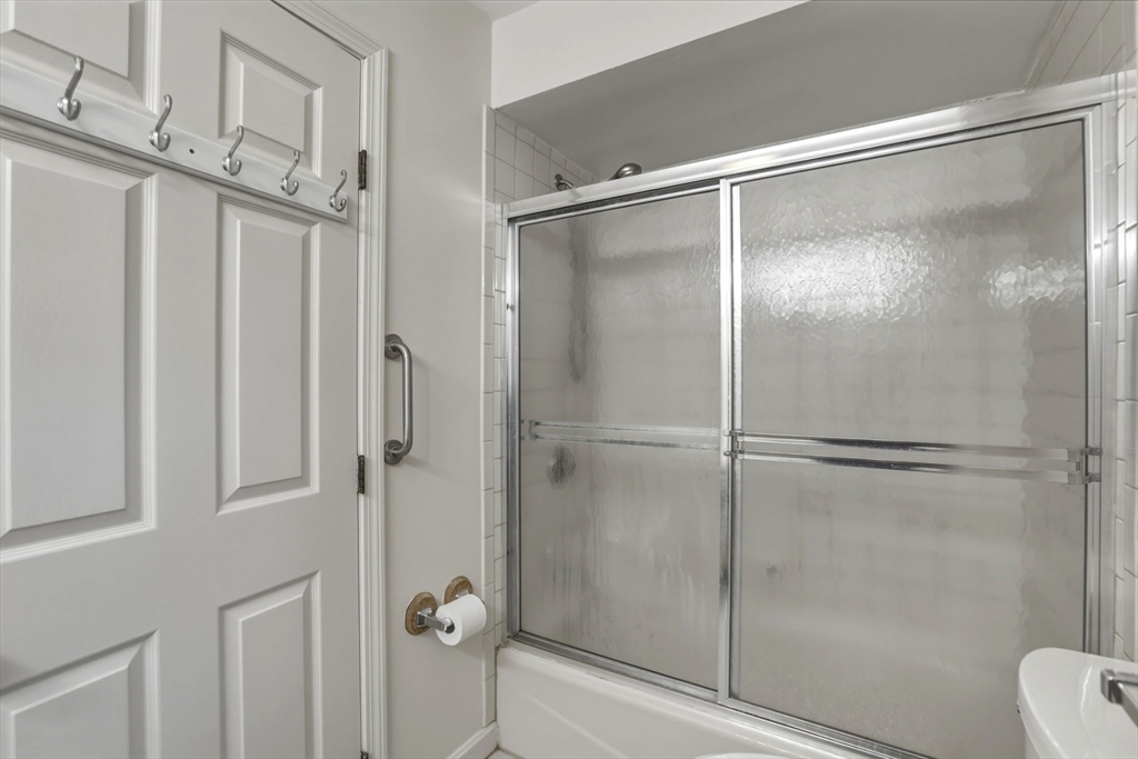 127 Kilsyth Road, Unit 3 Boston, MA 02135 - Photo 21 of 28