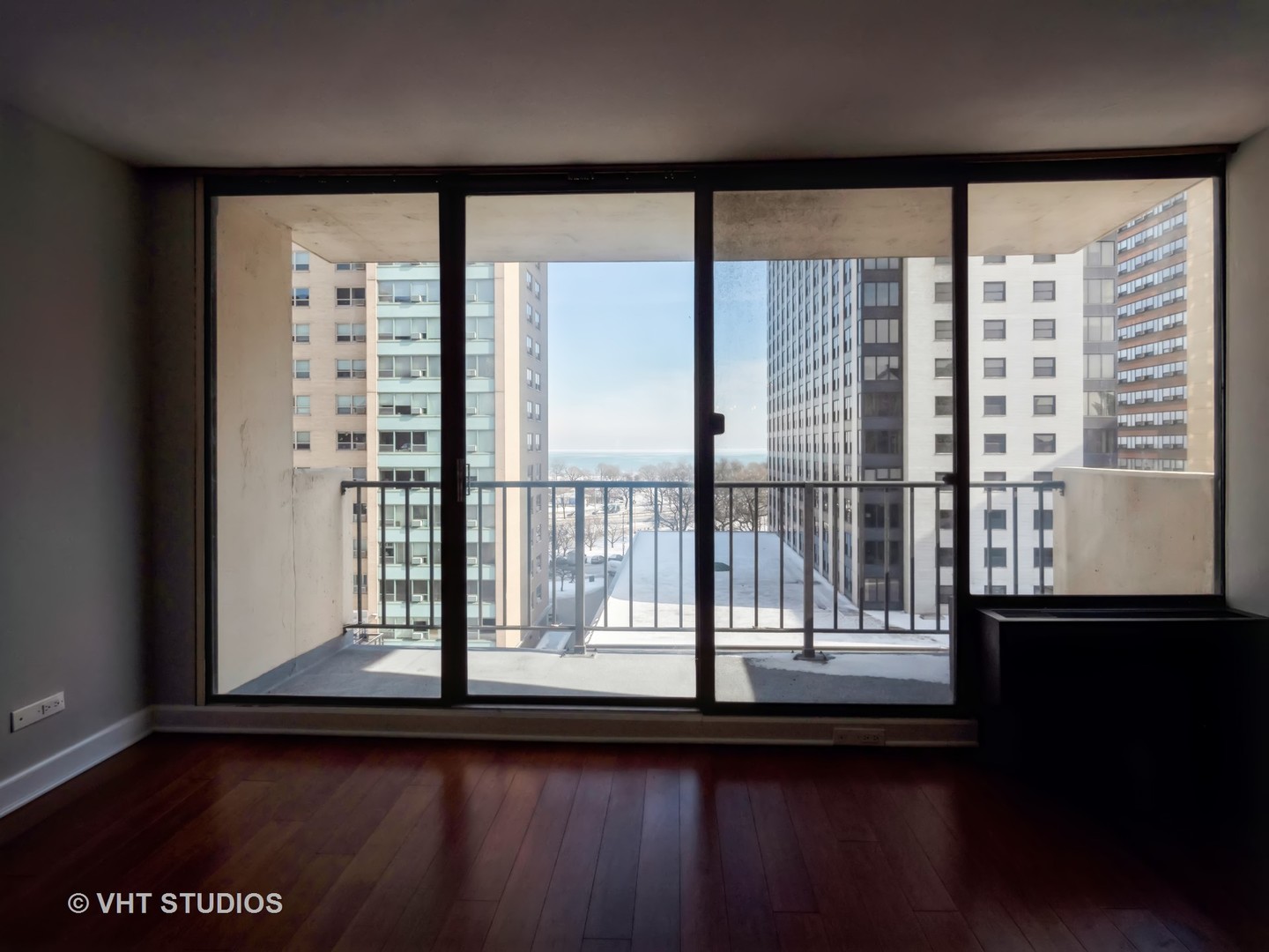 3150 North Sheridan Road, Unit 7C Chicago, IL 60657 - Photo 4 of 12