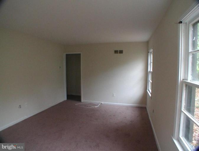 3015 Blueford Road Kensington, MD 20895 - Photo 10 of 10 Living Room