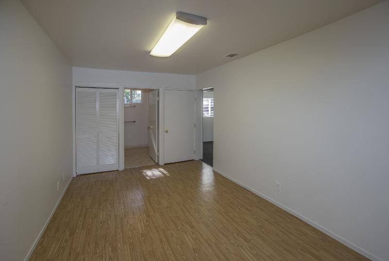 147 Oliver Road Santa Barbara, CA 93109 - Photo 11 of 21 11BonusRoom (800x536)