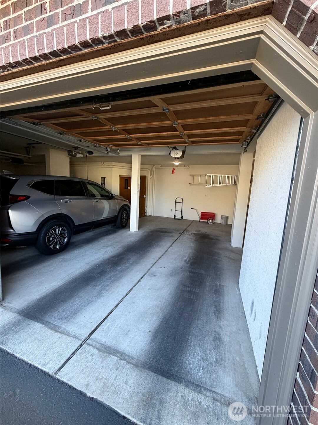 633 Main Street, Unit 104 Edmonds, WA 98020 - Photo 28 of 32 Gallery Image 28