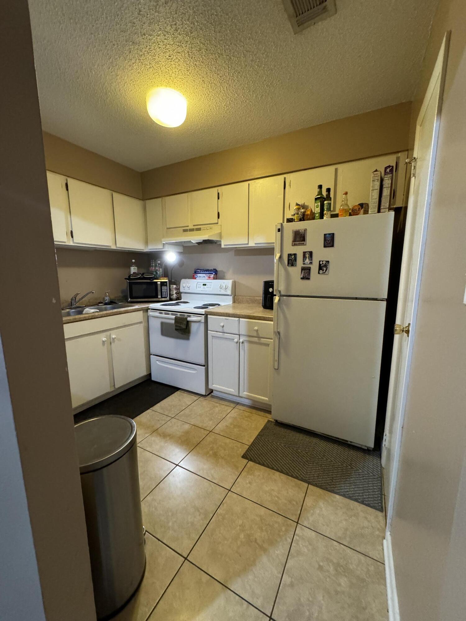 1017 Stevens Creek Road, Unit A116 Augusta, GA 30907 - Photo 5 of 17 IMG_4995